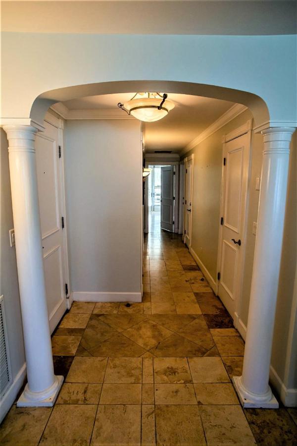 Villa Renaissance Unit 205 Grace Bay Beach Екстер'єр фото
